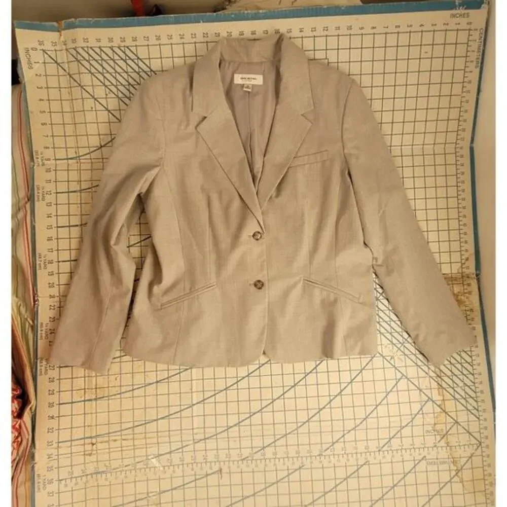 Isaac Mizrahi Vintage 2 Button Single Breasted Jacket Tulip‎ Midi Skirt Set Suit